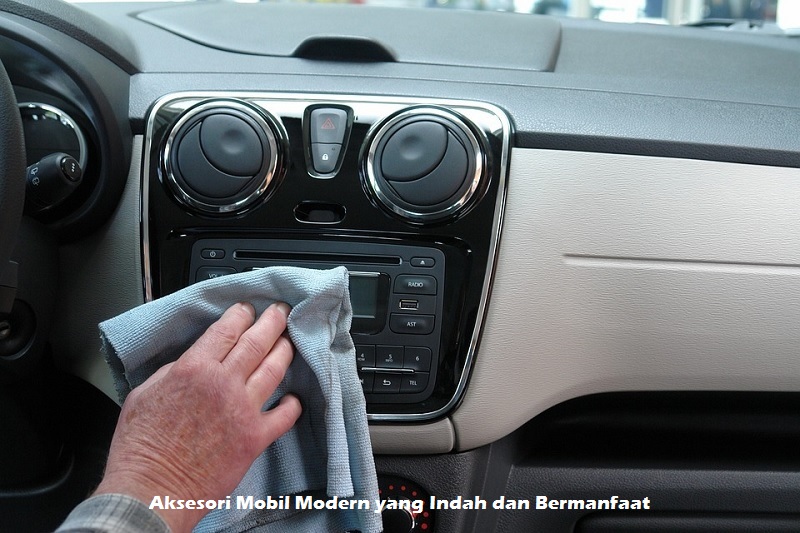 Aksesori Mobil Modern